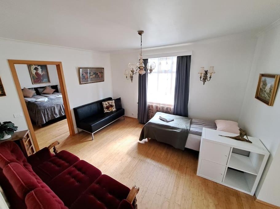 Spacious Apartment -Top Location Akureyri Exteriör bild